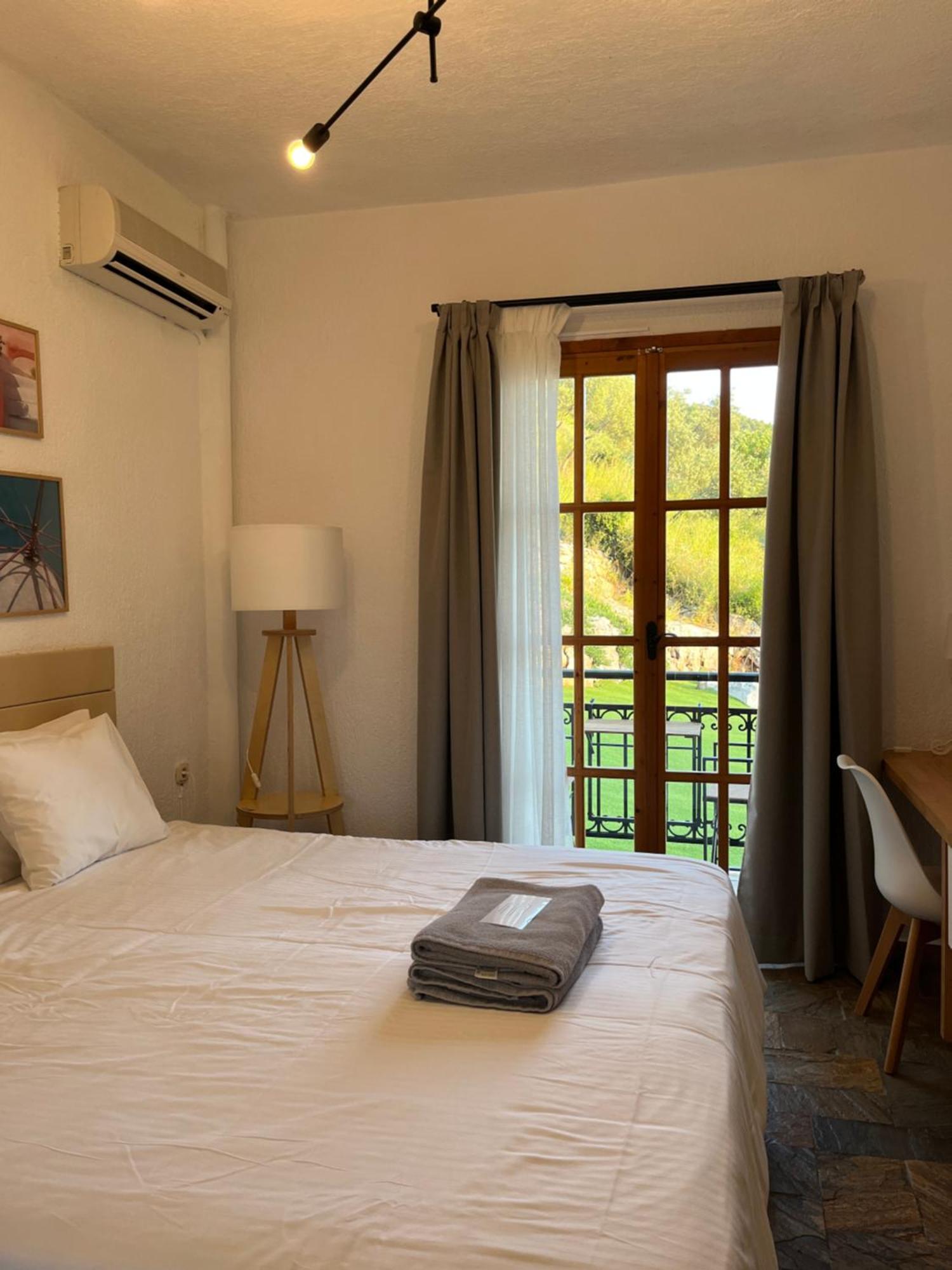 Panormos Beach Hotel Skopelos Экстерьер фото